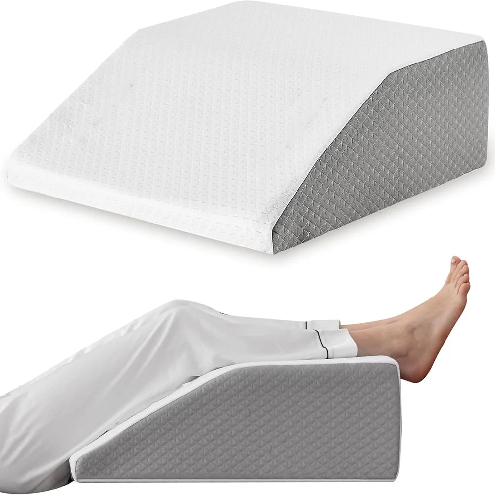 Memory Foam Beenkussen – Wigvormig Ondersteuningskussen
